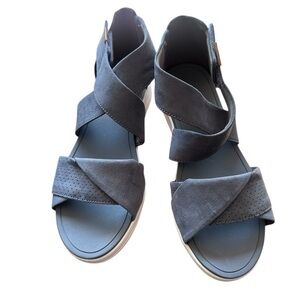 Dr. Scholl's Blue Sandals with Modern Criss-Cross Design